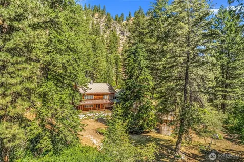 4650 Navarre Coulee Road Chelan WA 98816