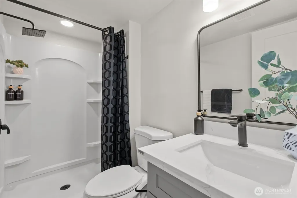 6633 S 118th Street Seattle WA 98178