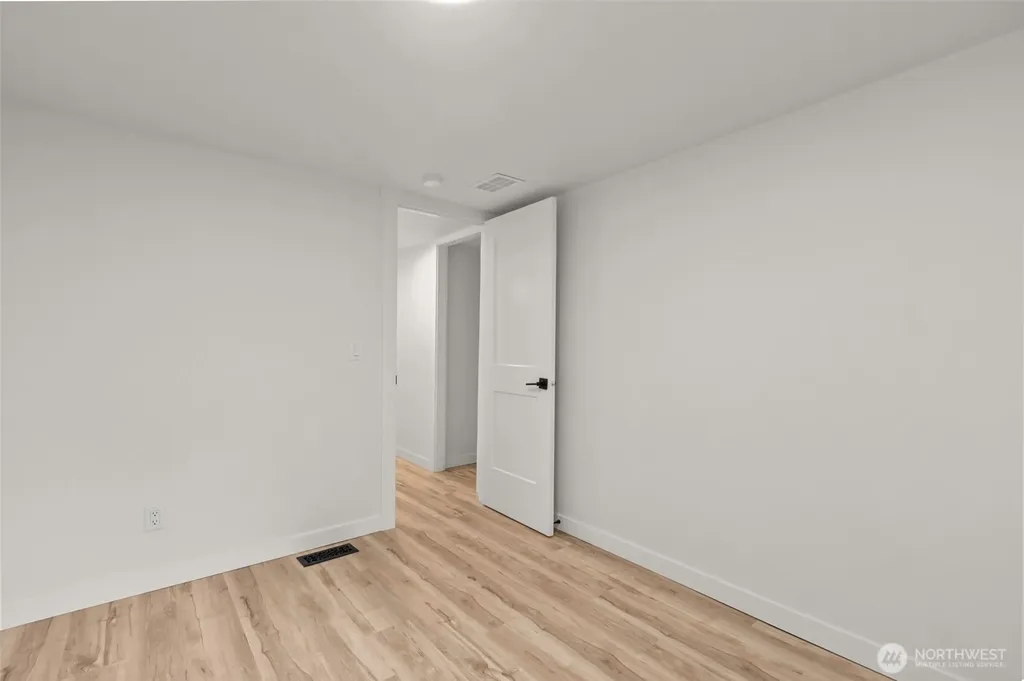 6633 S 118th Street Seattle WA 98178