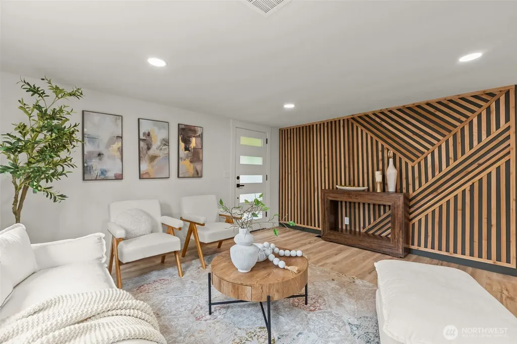 6633 S 118th Street Seattle WA 98178