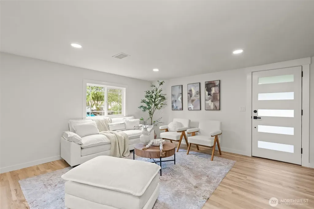 6633 S 118th Street Seattle WA 98178