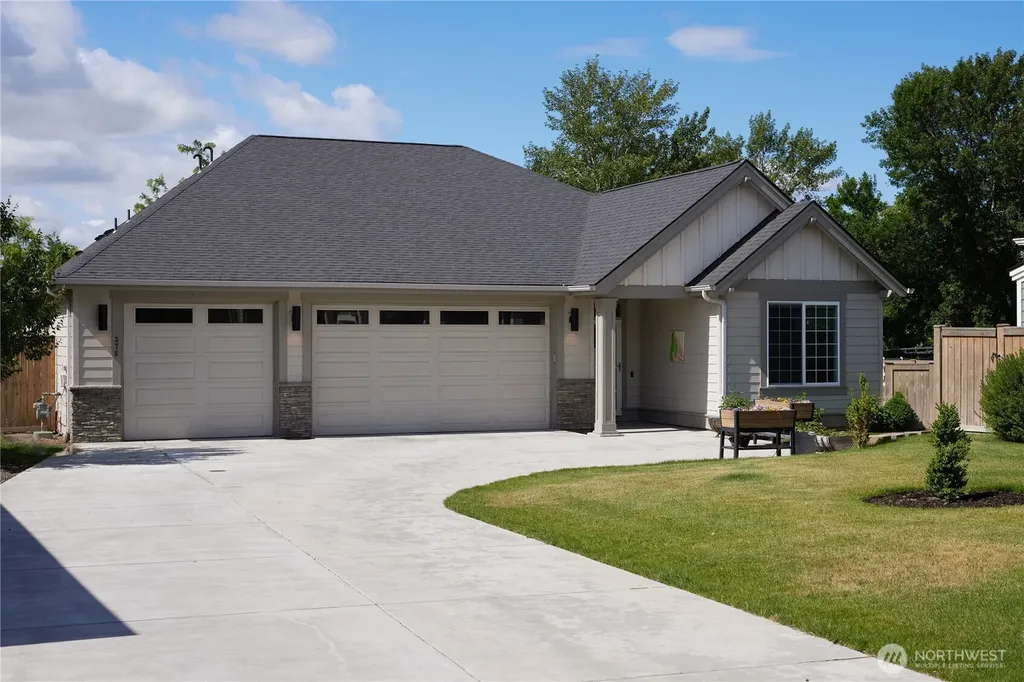 378 Chardonnay Court Walla Walla WA 99362
