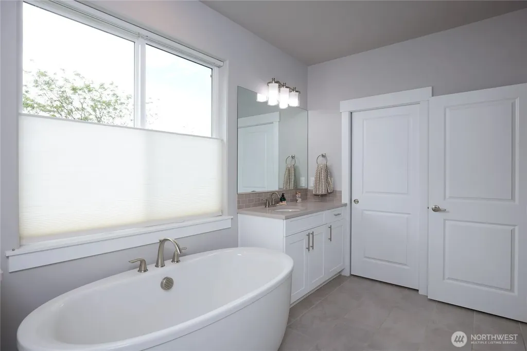 378 Chardonnay Court Walla Walla WA 99362