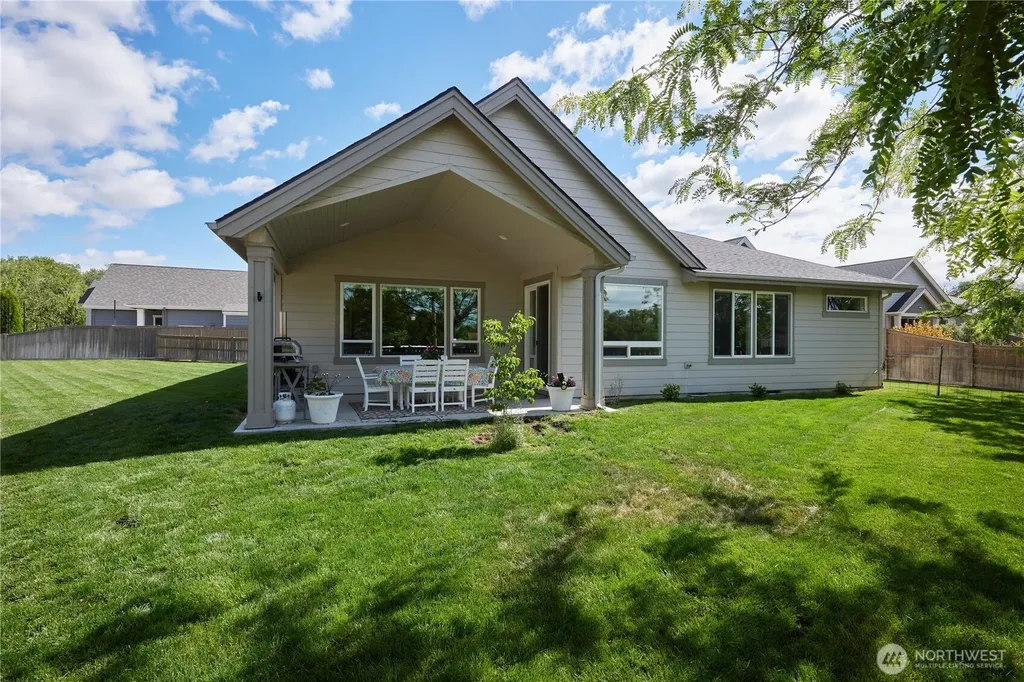 378 Chardonnay Court Walla Walla WA 99362