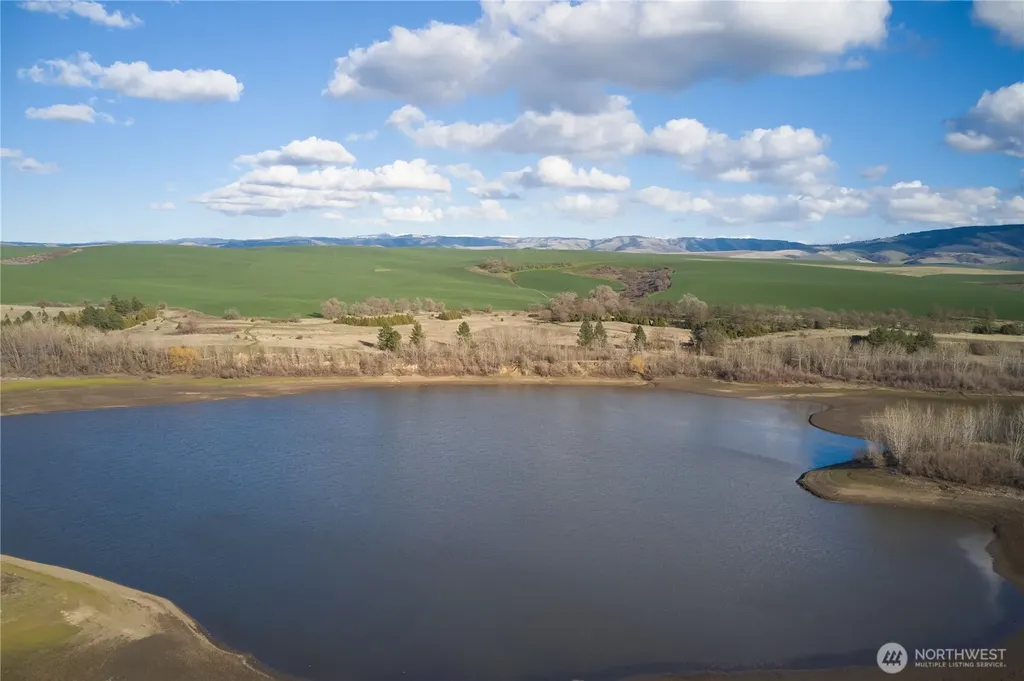 378 Chardonnay Court Walla Walla WA 99362