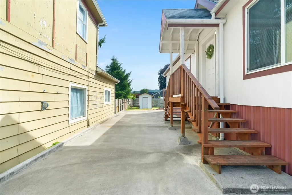 317 M Street Hoquiam WA 98550