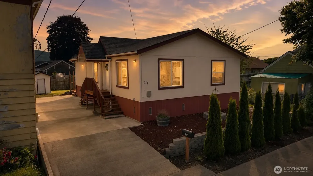317 M Street Hoquiam WA 98550