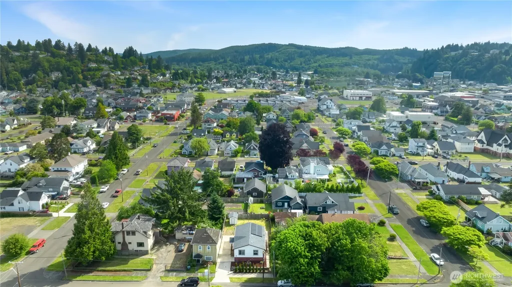 317 M Street Hoquiam WA 98550