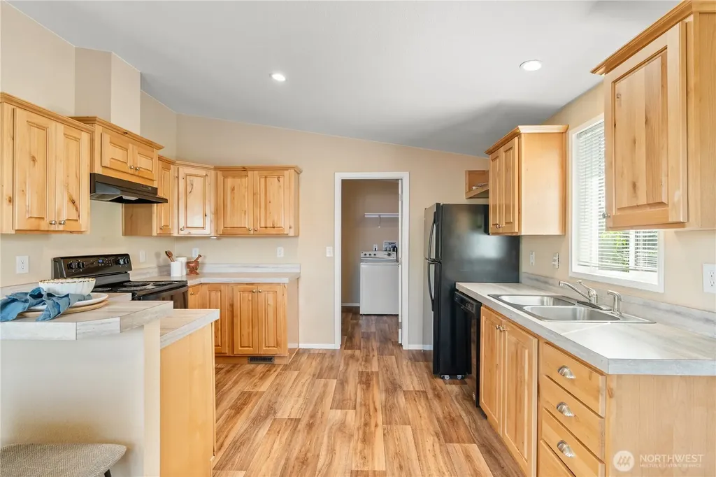 317 M Street Hoquiam WA 98550