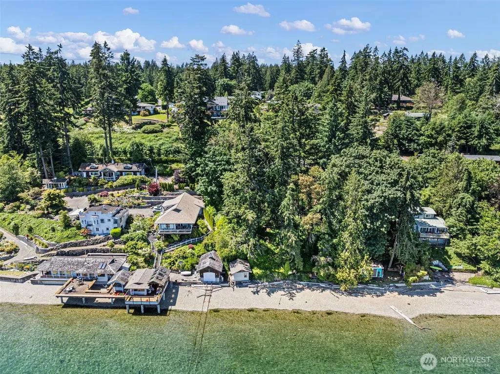 14447 Crescent Valley Road NE Olalla WA 98359