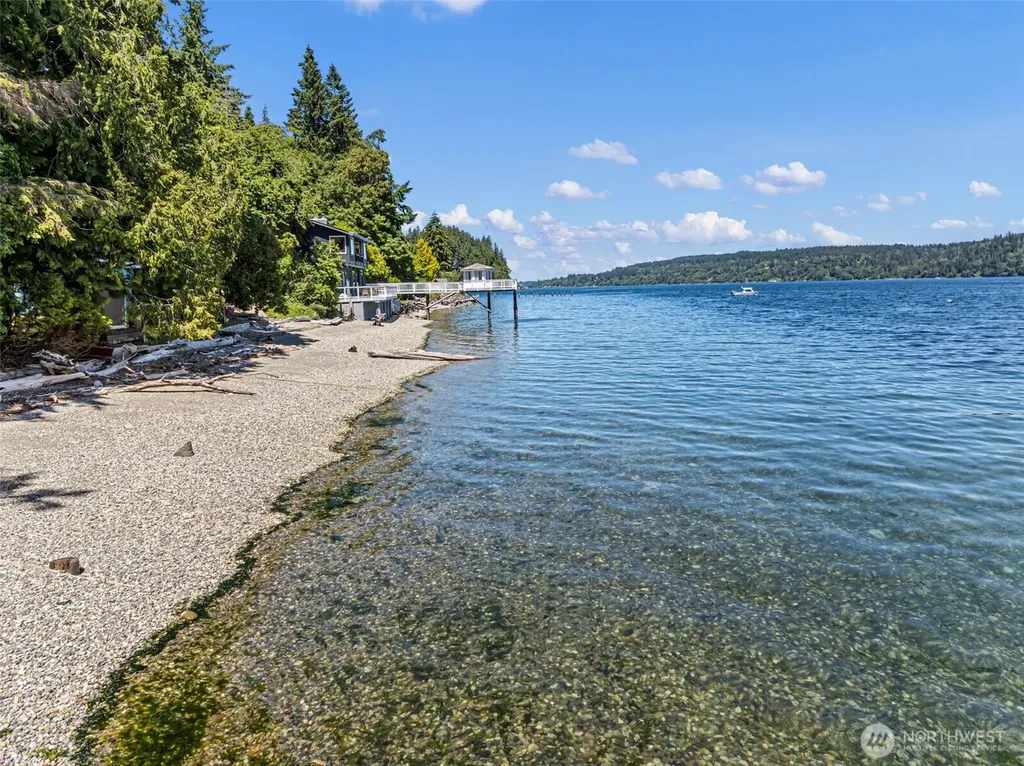 14447 Crescent Valley Road NE Olalla WA 98359