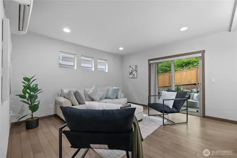 18320 3rd Drive SE Bothell WA 98012