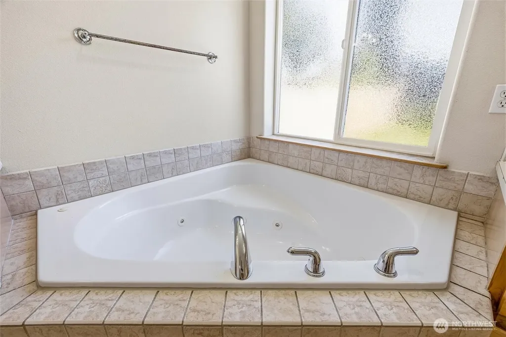 3924 Ruston Way Bellingham WA 98226