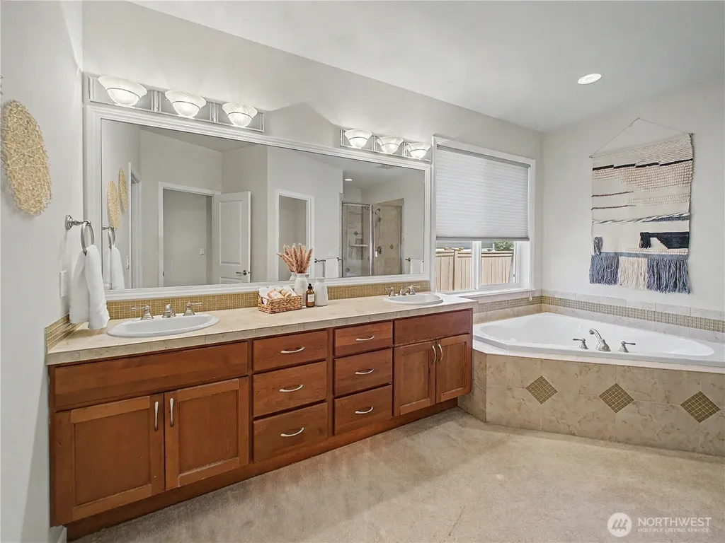 2635 Perry Court Enumclaw WA 98022