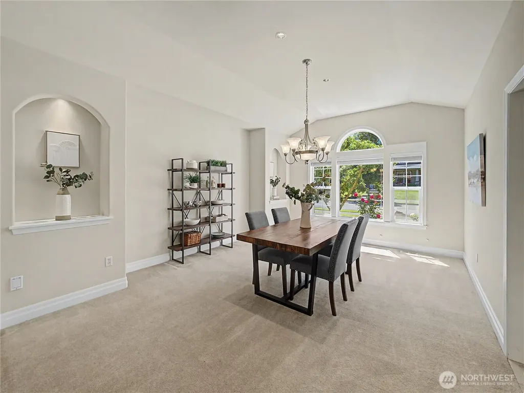 2635 Perry Court Enumclaw WA 98022