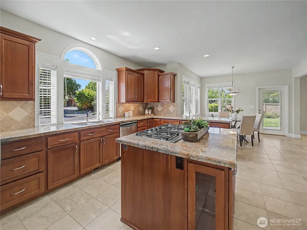 2635 Perry Court Enumclaw WA 98022