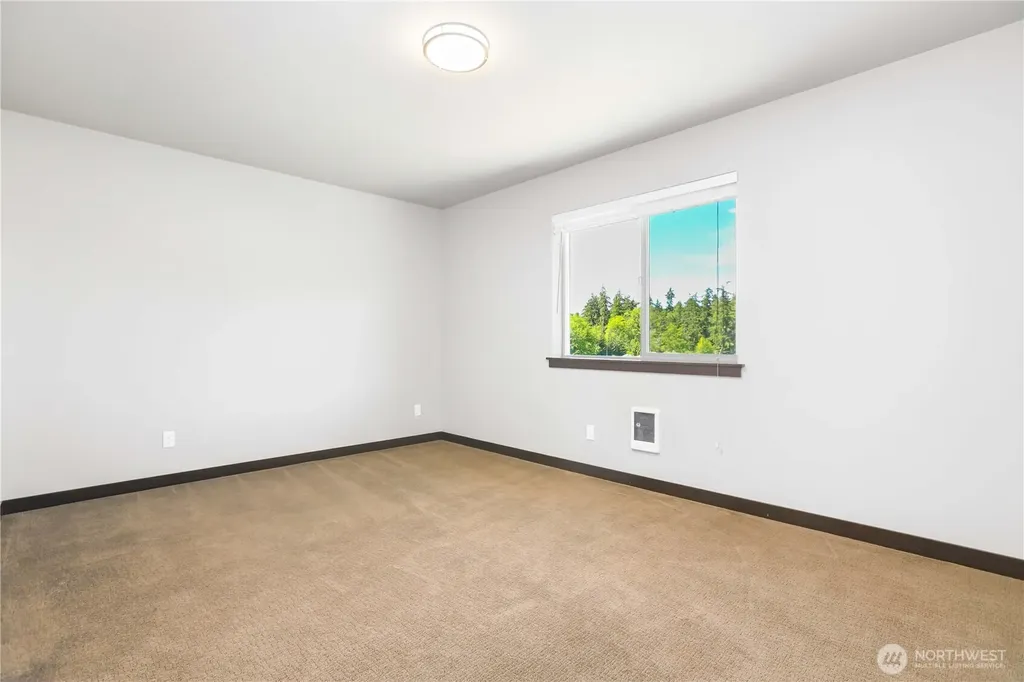 369 Hocker Street Coupeville WA 98239