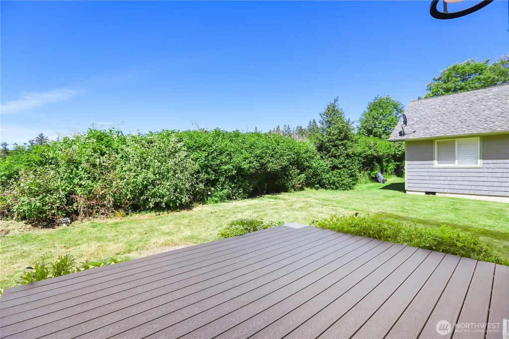 369 Hocker Street Coupeville WA 98239
