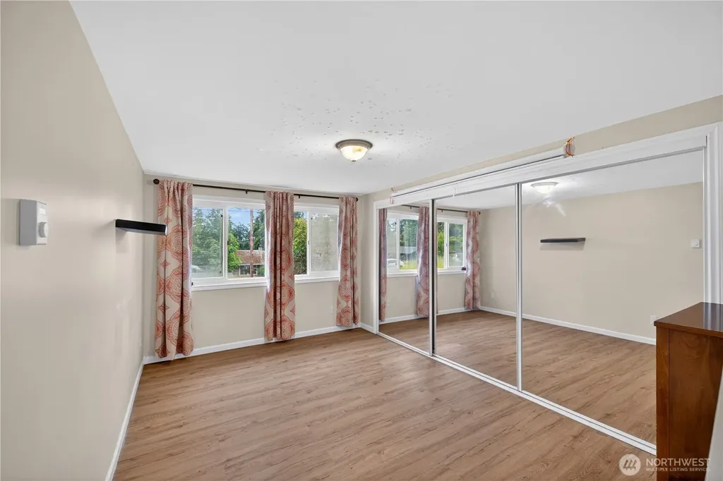 1056 View Ridge Drive Oak Harbor WA 98277