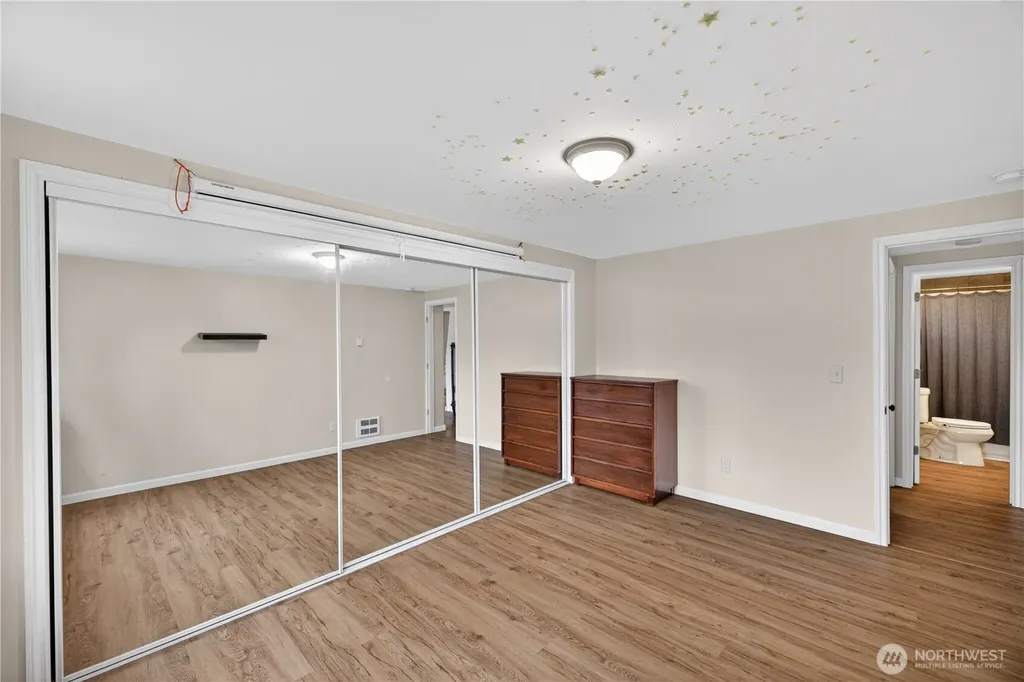 1056 View Ridge Drive Oak Harbor WA 98277
