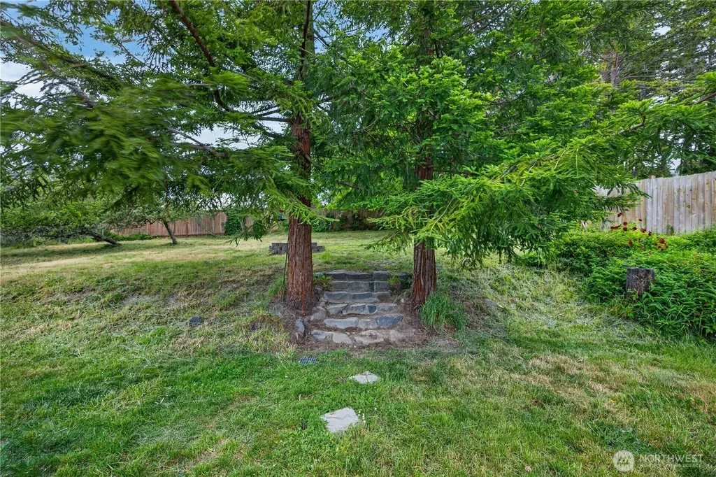 1056 View Ridge Drive Oak Harbor WA 98277