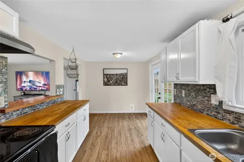 1056 View Ridge Drive Oak Harbor WA 98277
