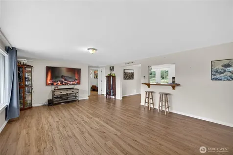 1056 View Ridge Drive Oak Harbor WA 98277