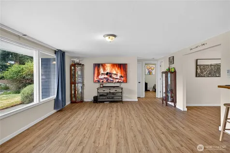 1056 View Ridge Drive Oak Harbor WA 98277