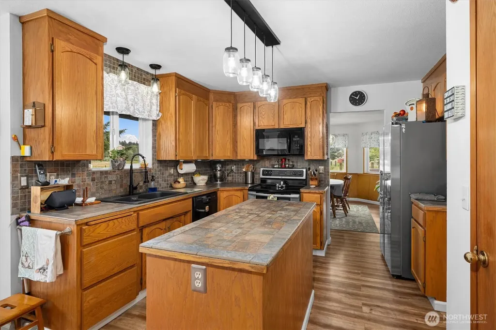 7419 214th Ave E Bonney Lake WA 98391