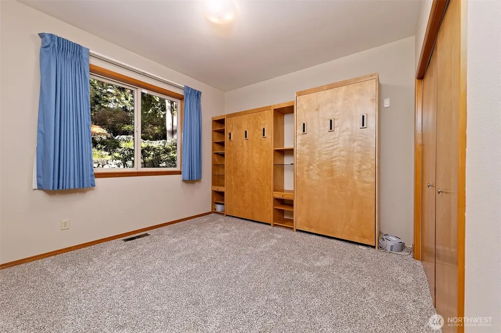 898 SE Dahman Road Shelton WA 98584