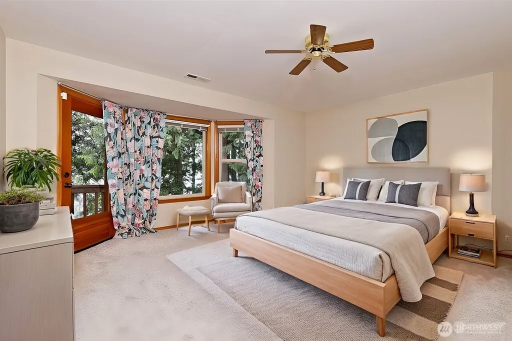 898 SE Dahman Road Shelton WA 98584