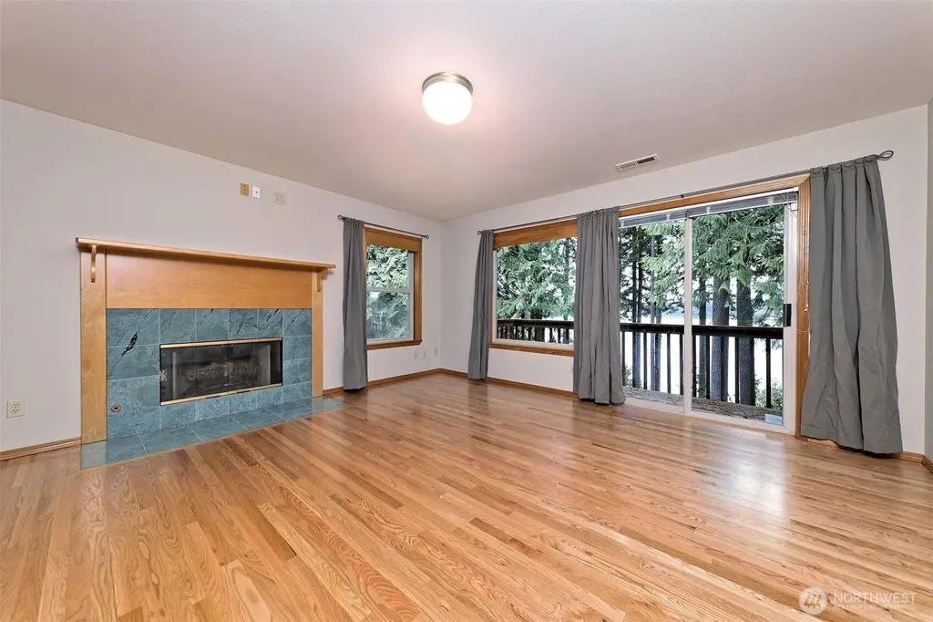 898 SE Dahman Road Shelton WA 98584
