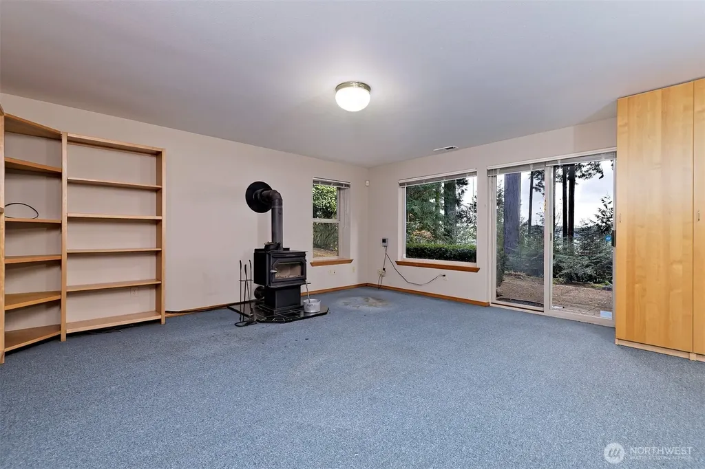 898 SE Dahman Road Shelton WA 98584