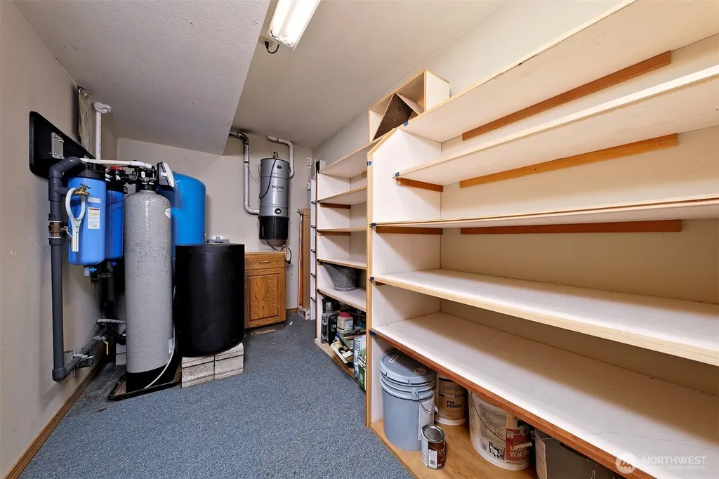 898 SE Dahman Road Shelton WA 98584