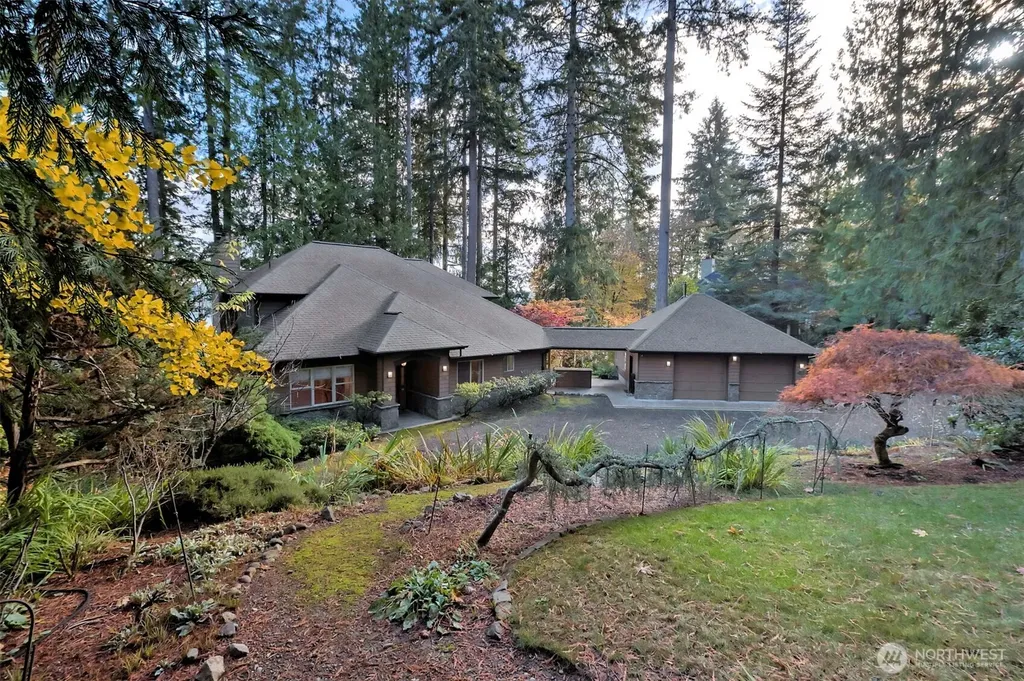 898 SE Dahman Road Shelton WA 98584