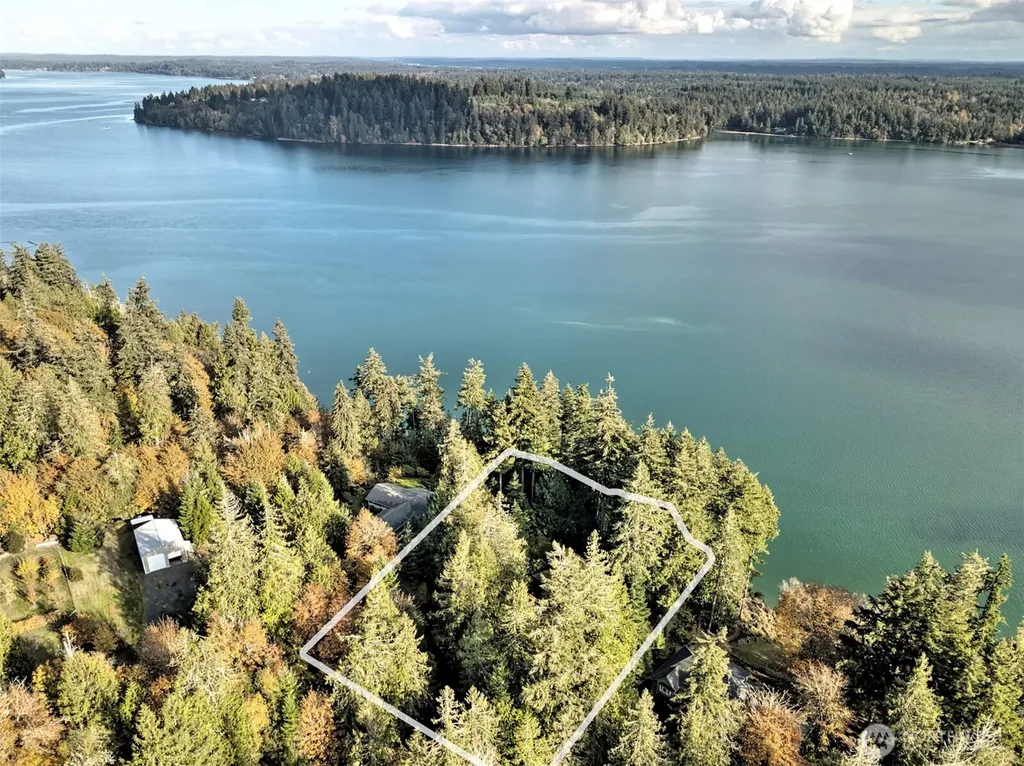 898 SE Dahman Road Shelton WA 98584