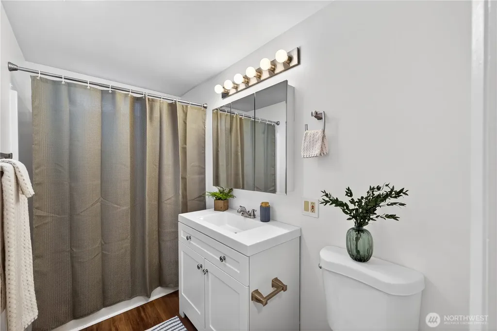 16907 Blodgett Road Mount Vernon WA 98274