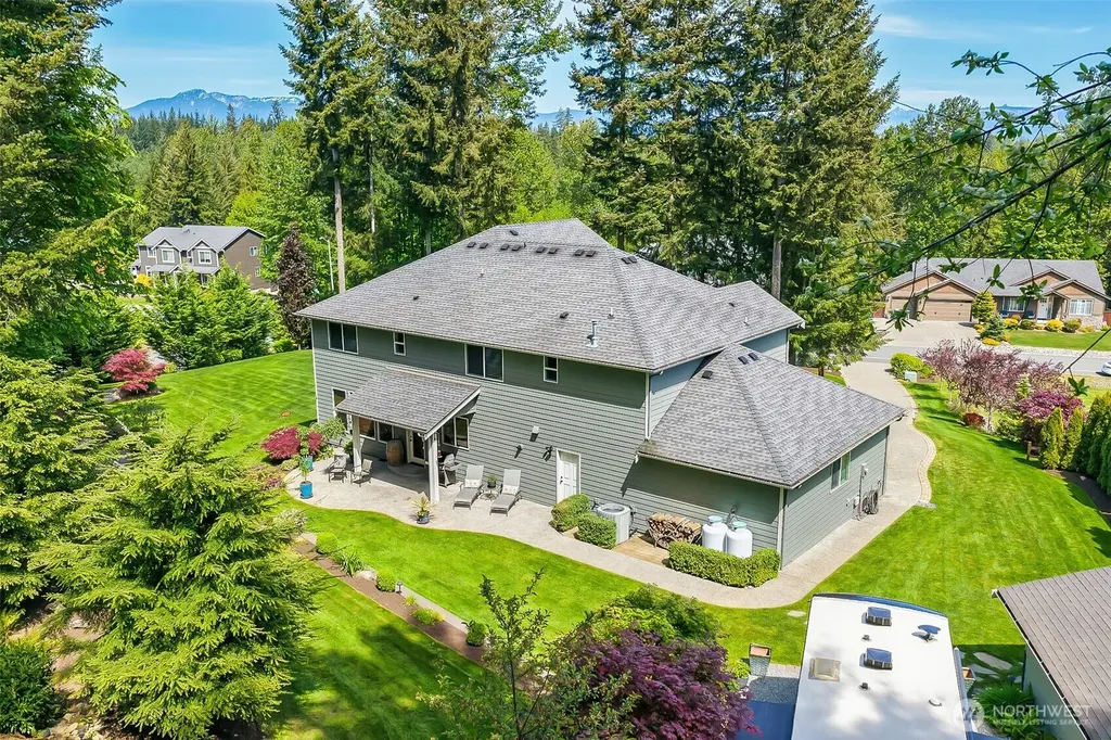 10910 204th Avenue SE Snohomish WA 98290