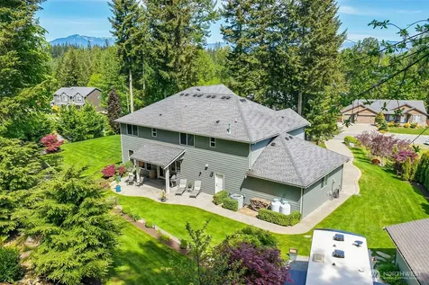 10910 204th Avenue SE Snohomish WA 98290