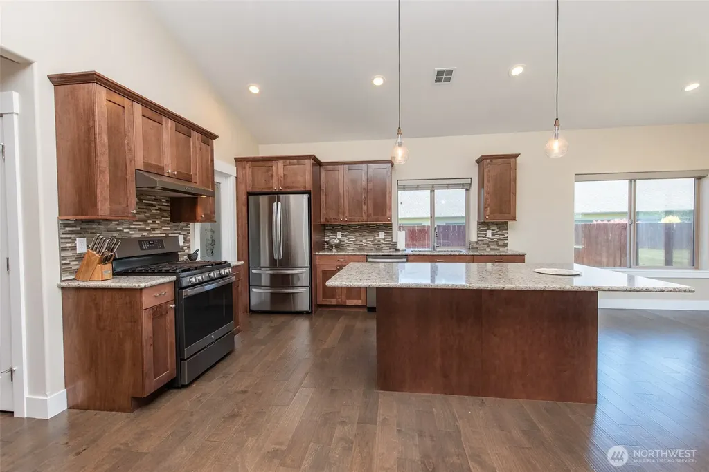 390 Broadmoor Street Sequim WA 98382