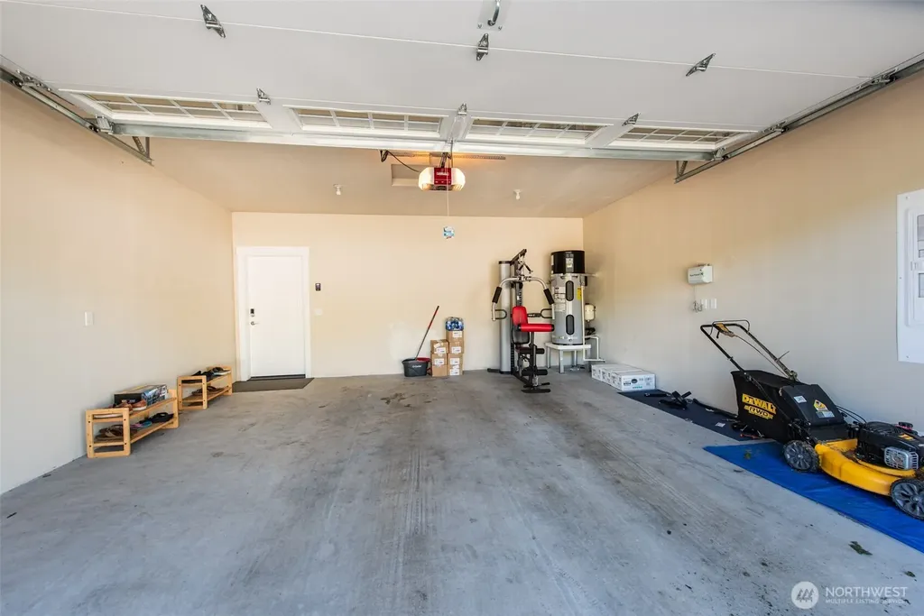 390 Broadmoor Street Sequim WA 98382