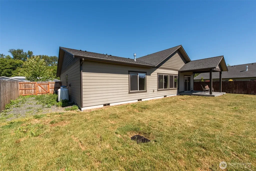 390 Broadmoor Street Sequim WA 98382