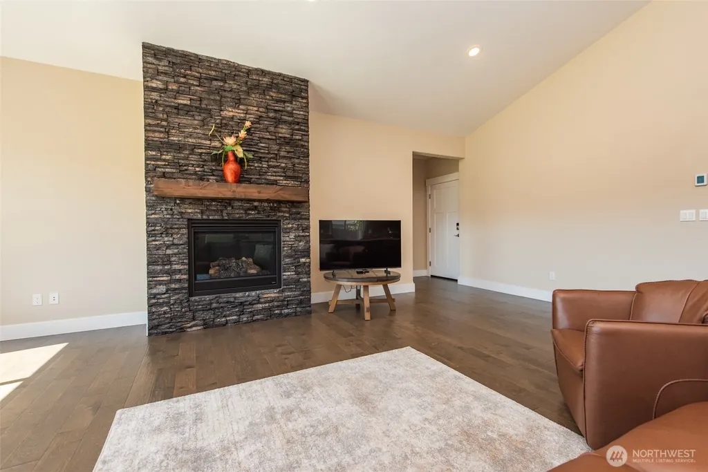 390 Broadmoor Street Sequim WA 98382