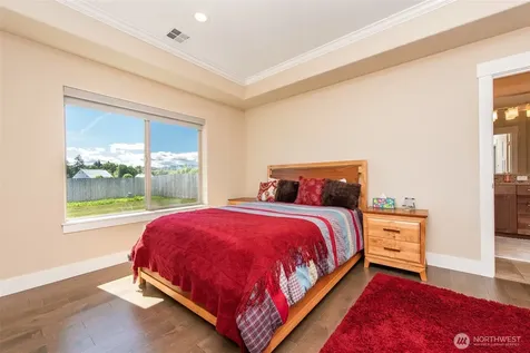 390 Broadmoor Street Sequim WA 98382