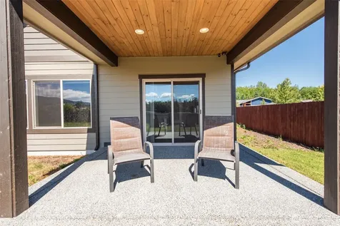 390 Broadmoor Street Sequim WA 98382