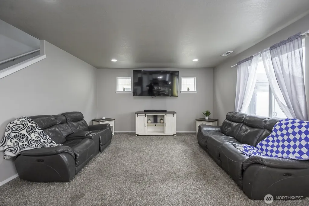1361 E Nen Drive Moses Lake WA 98837