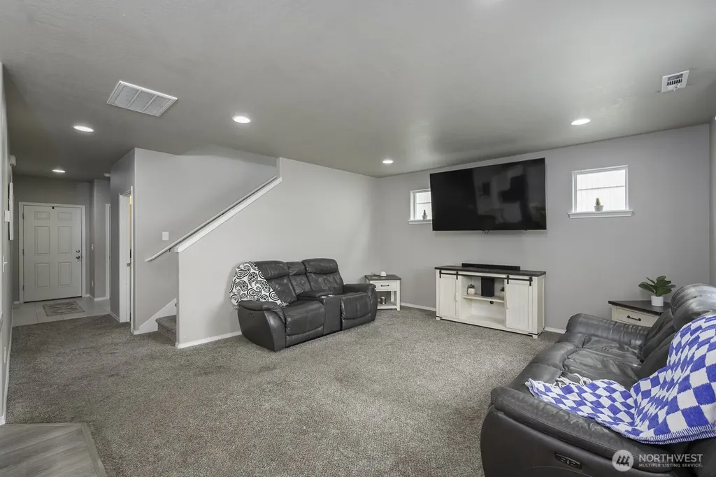 1361 E Nen Drive Moses Lake WA 98837