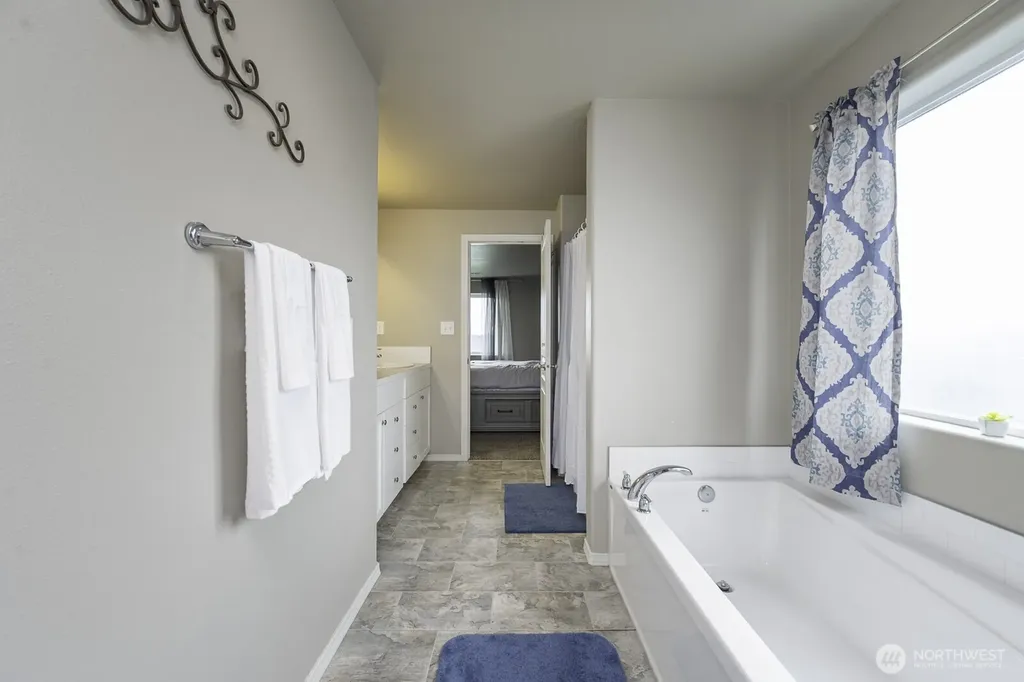 1361 E Nen Drive Moses Lake WA 98837
