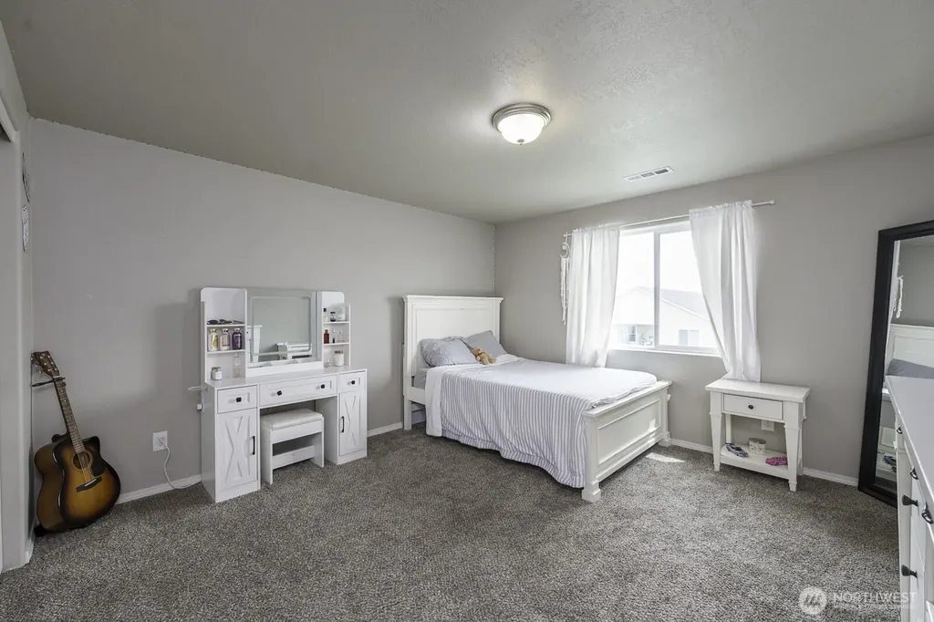 1361 E Nen Drive Moses Lake WA 98837