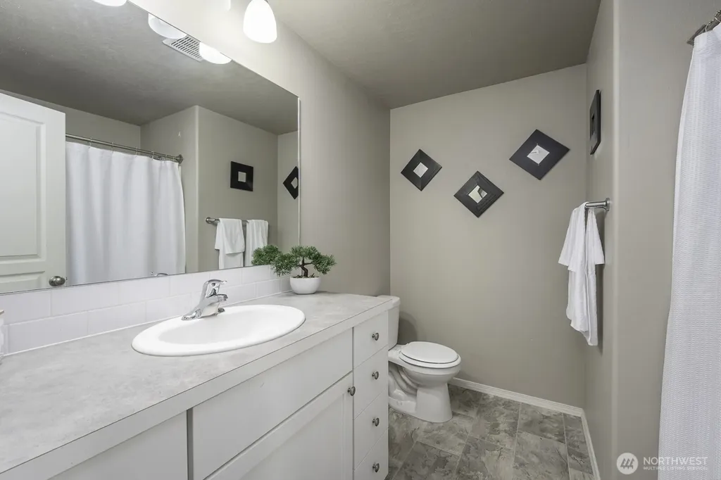 1361 E Nen Drive Moses Lake WA 98837